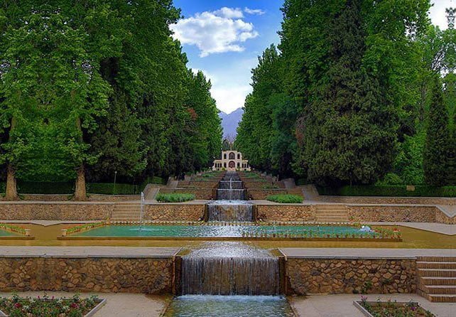 معماری باغ ایرانی