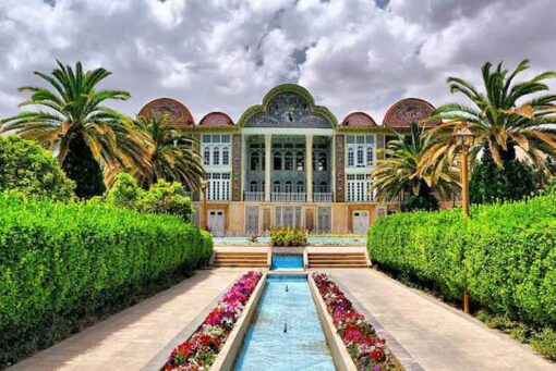 دانلود پاورپوینت باغ ایرانی - بررسی کامل تاریخچه، ویژگی و هندسه باغ های ایرانی